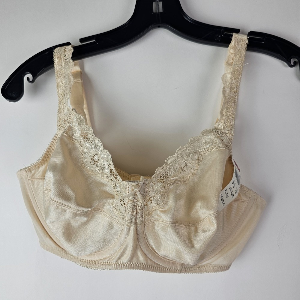 Carnival Womens 34D Bra‎ Beige Lace Nylon Vintage Unpadded Style 671 Underwire
